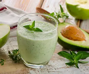 Vihreä smoothie