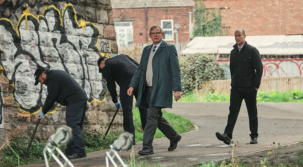 Martin Clunes