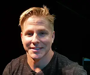 Markus Pöyhönen veti nälkäkiukut Selviytyjät Suomi -kisassa - Miten mies rentoutuu kotosalla?