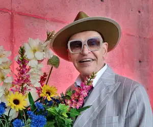 Jorma Uotinen lataa suorat sanat yleisöäänten vallasta TTK:ssa: