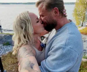 Muistatko? Jutta Larmin Juha-rakas oli Suomen eka Bachelor!