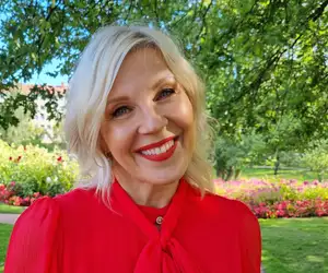No nyt! Vappu Pimiä täräyttää suorat sanat suomalaisista maajusseista ja maaseudusta!