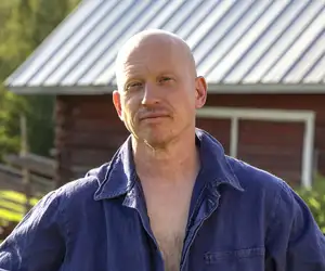 Riiko Sakkinen läväyttää totuuden - Tästä syystä keskeytti Farmi-kuvaukset