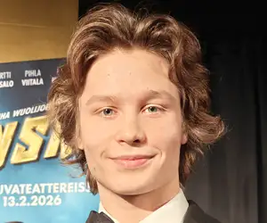 Tiesitkö? Tämän nuoren näyttelijäkyvyn isoisä on Markku Mape Veijalainen!